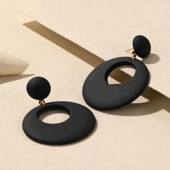 Black Round Drop Earrings - Picture 1 of 4